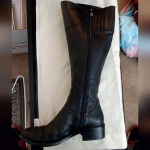 Vince Camuto Black Knee High Riding Boot 8.5m